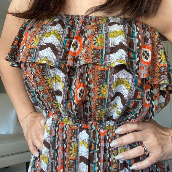 SUZY SHIER Tribal print off the shoulders dress. - Picture 3 of 11